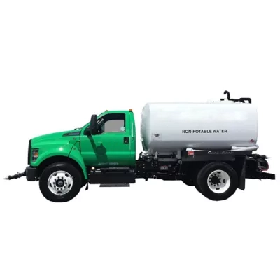 4,000 Gallon Water Truck